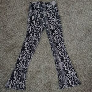 Stylish Snake Print Wide Leg Pants